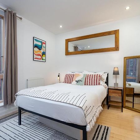 D8 - Canal View Apartment 伦敦 外观 照片